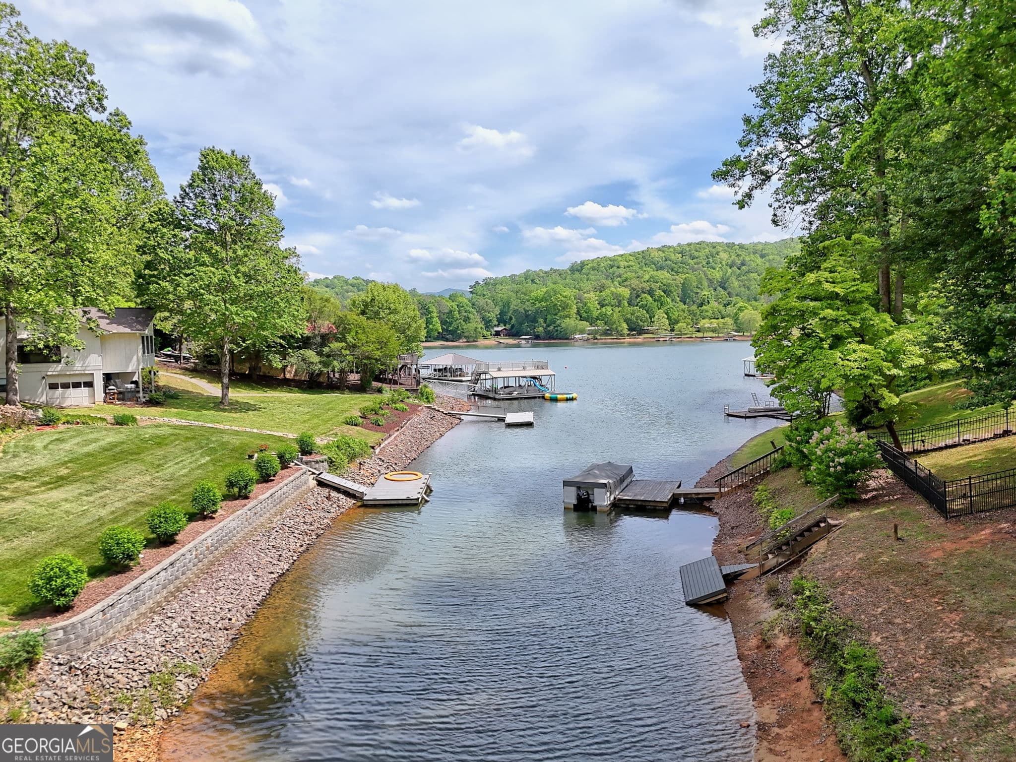 4 bedroom, 3.5 bathroom single family residence for sale at 520 Long View Drive, Hiawassee, GA 30546 — photo 5
