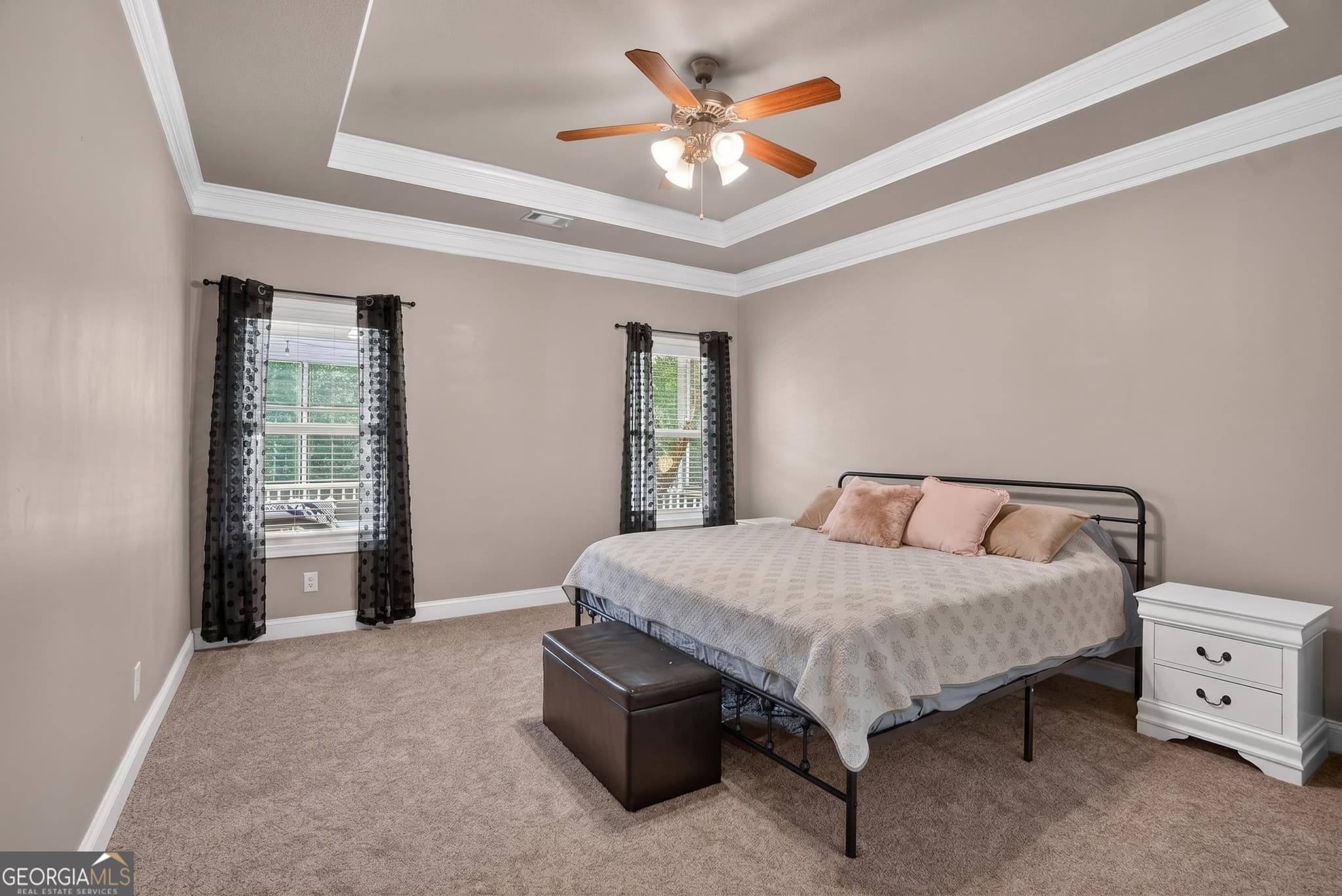 5 bedroom, 3 bathroom, 3,553 sq ft single family residence for sale at 171 Windsor Court, Williamson, GA 30292 — photo 7