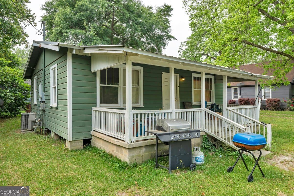 2 bedroom, 1 bathroom, 624 sq ft single family residence for sale at 512 Oakland Avenue, Cordele, GA 31015 — photo 2