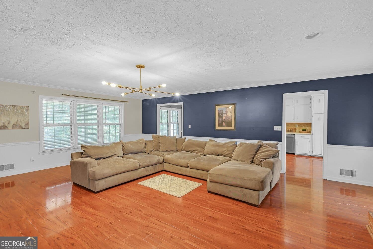 3 bedroom, 2 bathroom, 2,487 sq ft single family residence for sale at 5728 Four Winds Court, Lilburn, GA 30047 — photo 8