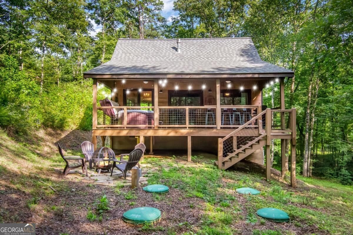 2 bedroom, 1 bathroom, 924 sq ft cabin,single family residence for sale at 79 N Dream Catcher, Blue Ridge, GA 30513 — photo 3