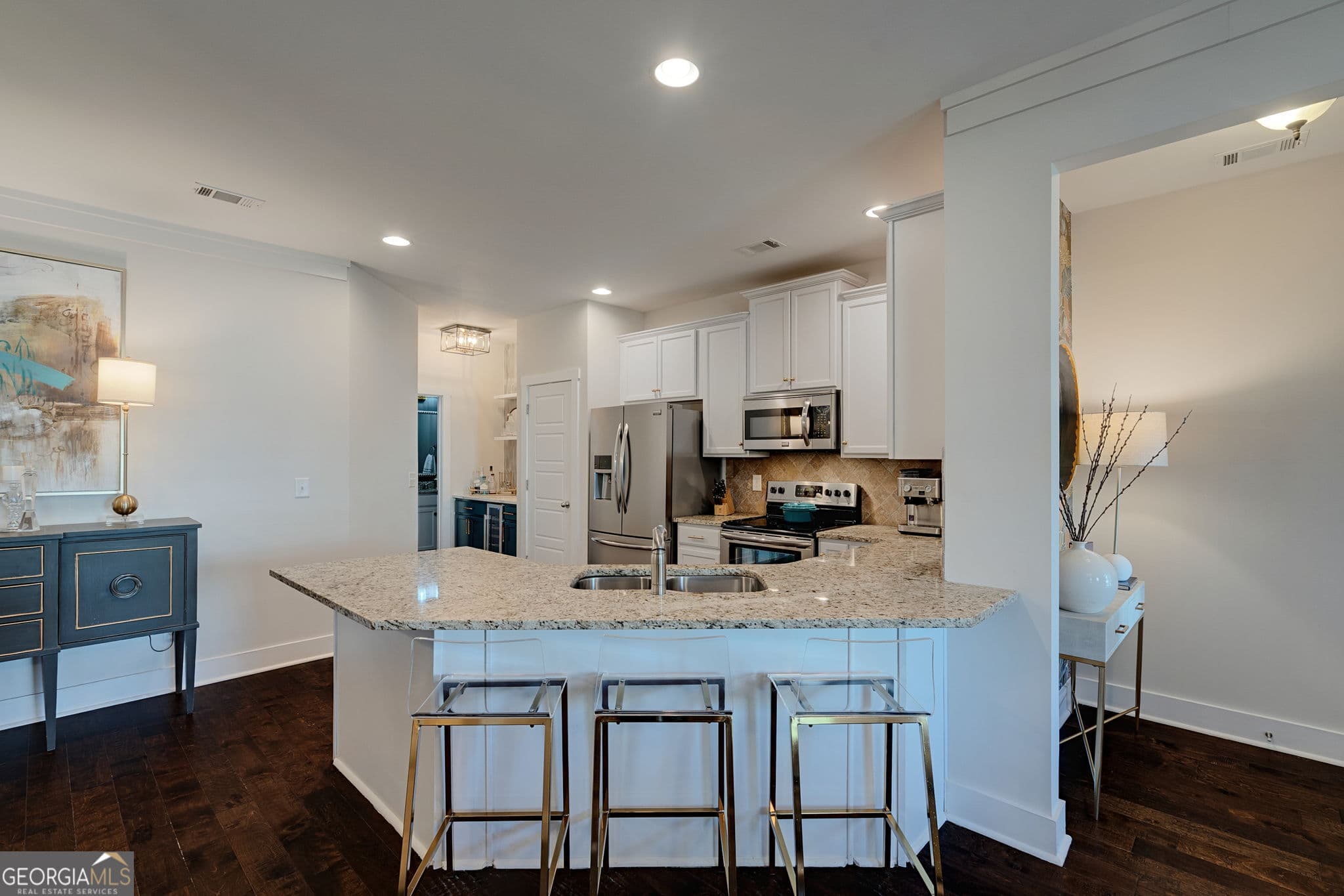 3 bedroom, 2.5 bathroom, 1,851 sq ft townhouse for sale at 1597 Lincoln Drive, Bogart, GA 30622 — photo 7