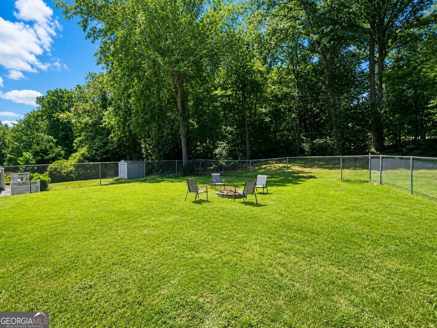 3 bedroom, 2 bathroom, 1,130 sq ft single family residence for sale at 7235 Hummingbird Lane, Winston, GA 30187 — photo 2