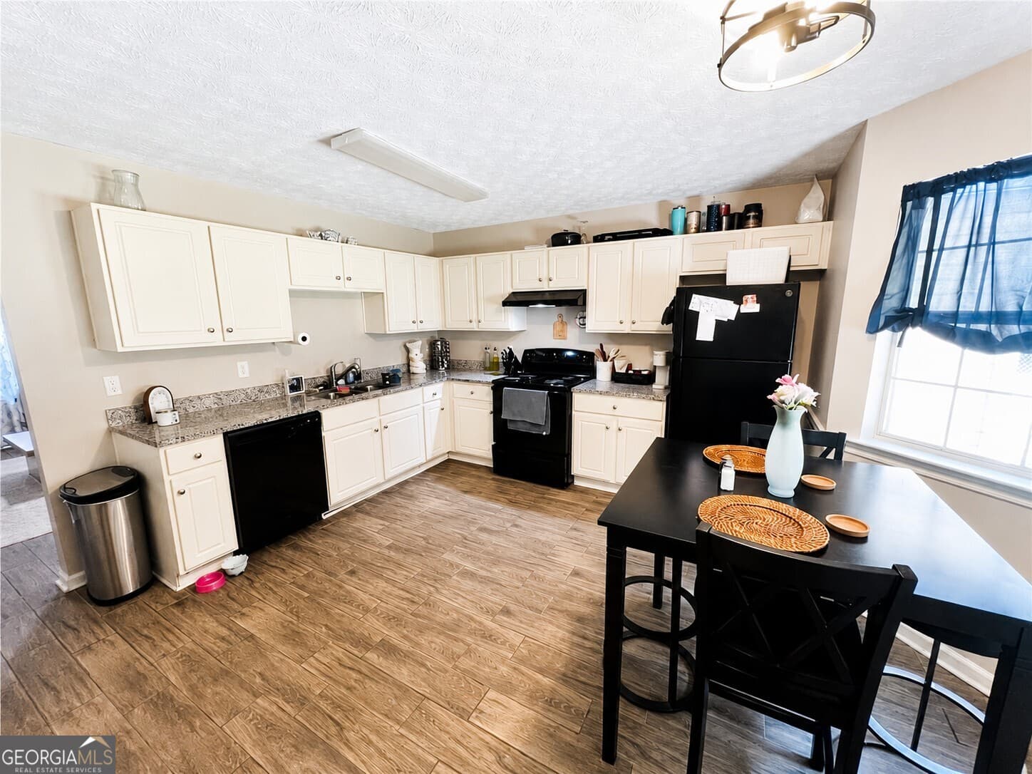 3 bedroom, 2 bathroom, 1,130 sq ft single family residence for sale at 7235 Hummingbird Lane, Winston, GA 30187 — photo 5