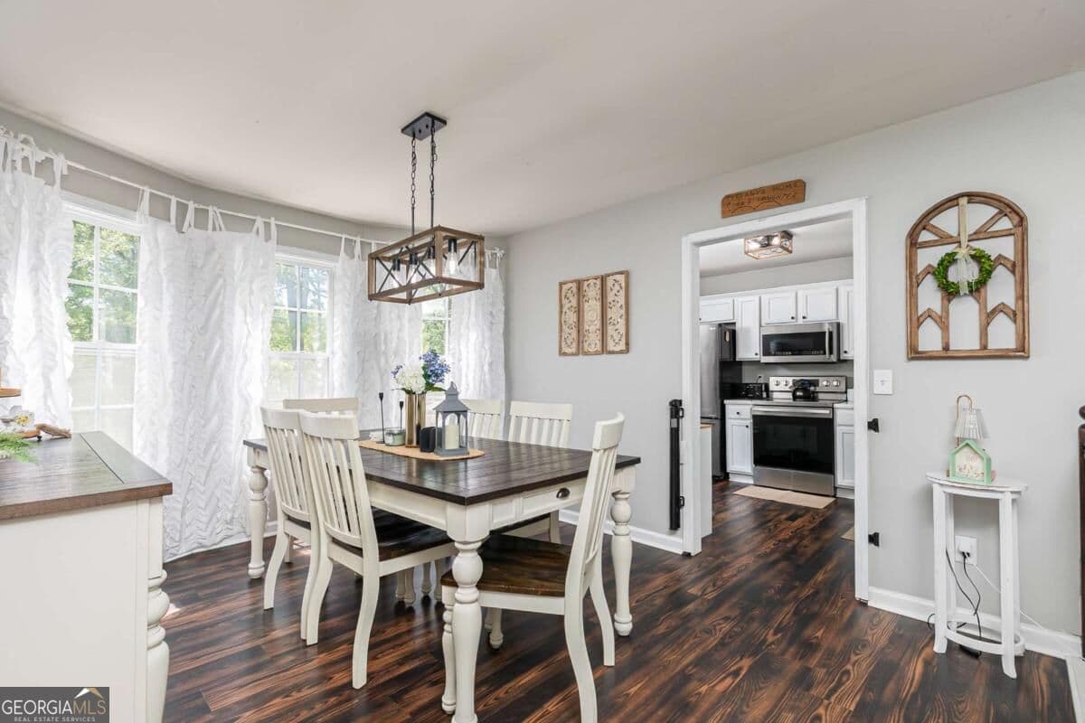 3 bedroom, 3 bathroom, 2,008 sq ft single family residence for sale at 9420 Poole Road, Villa Rica, GA 30180 — photo 10