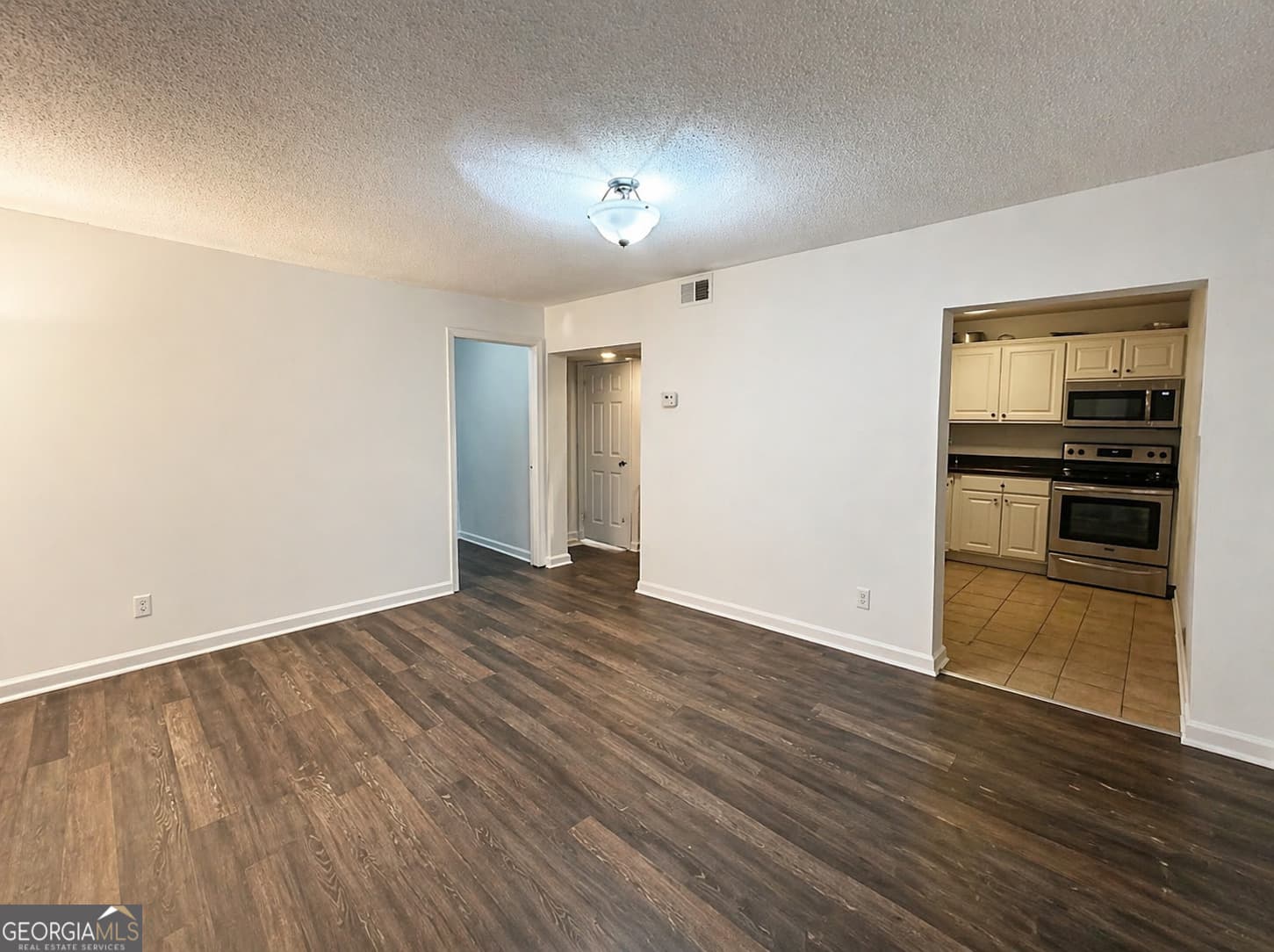 2 bedroom, 1 bathroom, 795 sq ft condominium for sale at 250 Little Street APT A103, Athens, GA 30605 — photo 4