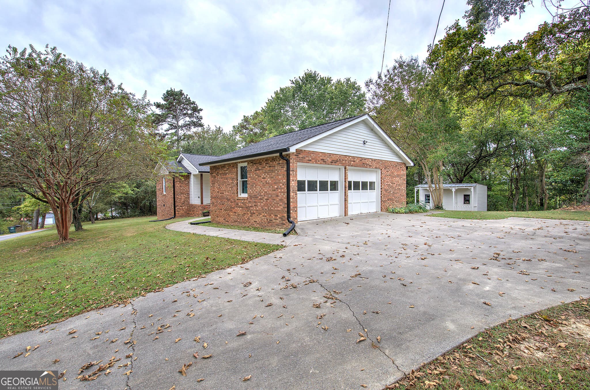 2 bedroom, 1.5 bathroom, 1,346 sq ft single family residence for sale at 202 Fire Tower Road, Calhoun, GA 30701 — photo 2