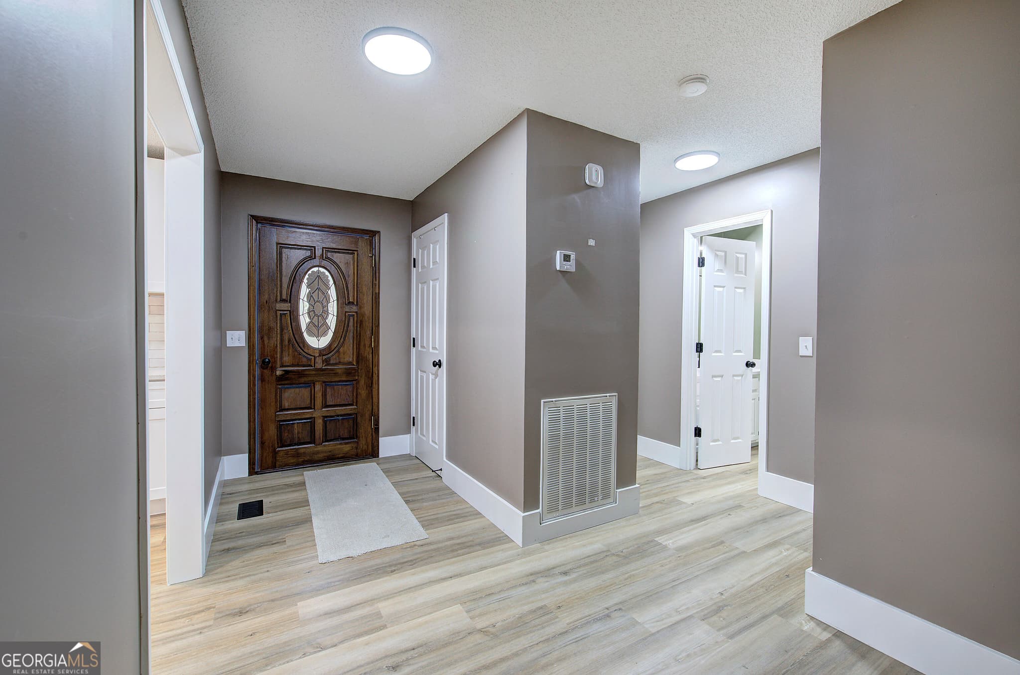 2 bedroom, 1.5 bathroom, 1,346 sq ft single family residence for sale at 202 Fire Tower Road, Calhoun, GA 30701 — photo 6