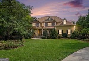 6 bedroom, 4.5 bathroom, 6,790 sq ft single family residence for sale at 442 Heritage Lake Drive, Griffin, GA 30224 — photo 5