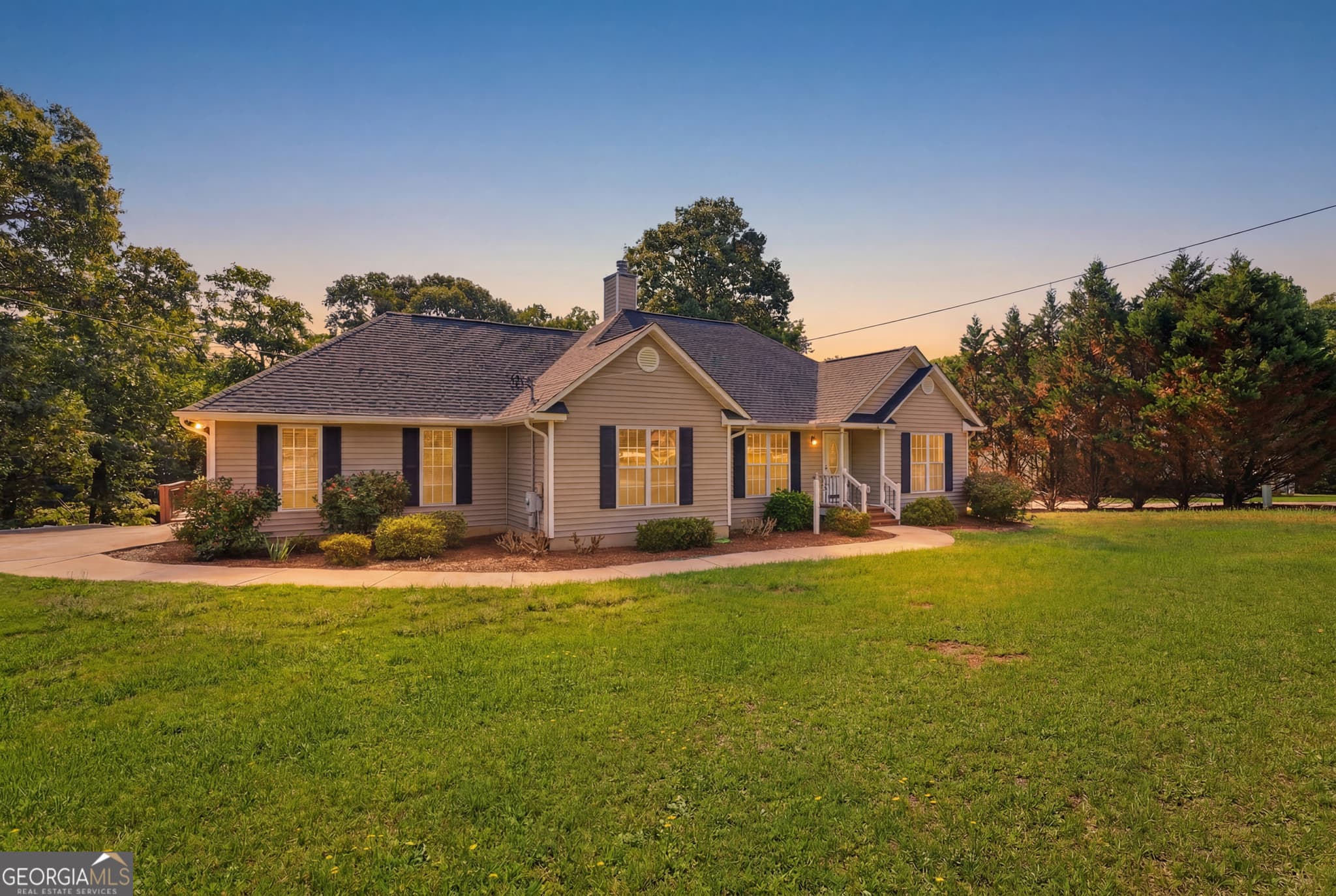 3 bedroom, 2 bathroom, 1,538 sq ft single family residence for sale at 171 Winding Way, Hartwell, GA 30643 — photo 6