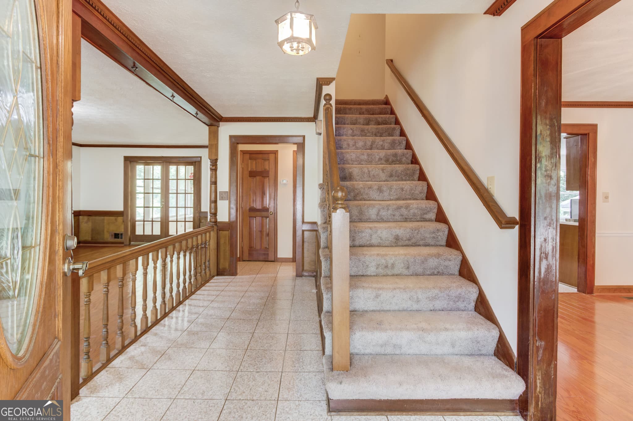 4 bedroom, 3.5 bathroom, 2,337 sq ft single family residence for sale at 5104 Onawa Court, Lilburn, GA 30047 — photo 7