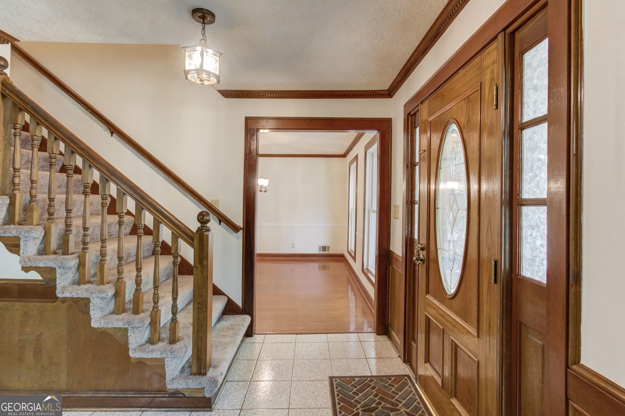 4 bedroom, 3.5 bathroom, 2,337 sq ft single family residence for sale at 5104 Onawa Court, Lilburn, GA 30047 — photo 8