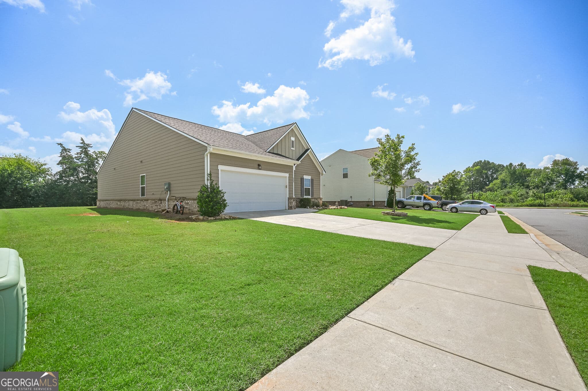 4 bedroom, 2 bathroom, 1,839 sq ft single family residence for sale at 155 Siena Drive, Cartersville, GA 30120 — photo 5