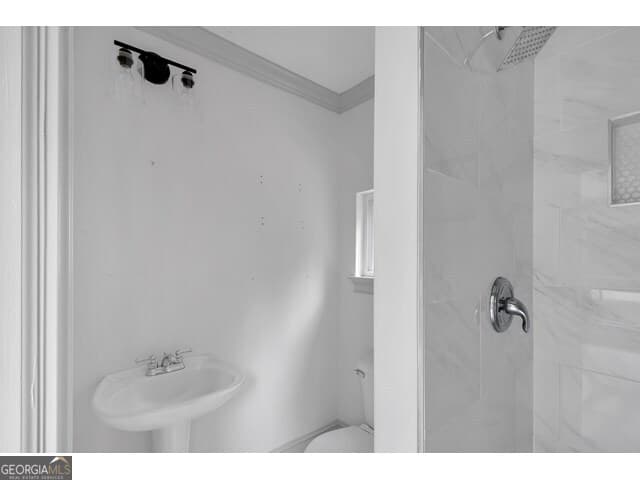 3 bedroom, 2 bathroom, 1,840 sq ft single family residence for sale at 3746 Myrtle Street, College Park, GA 30337 — photo 6