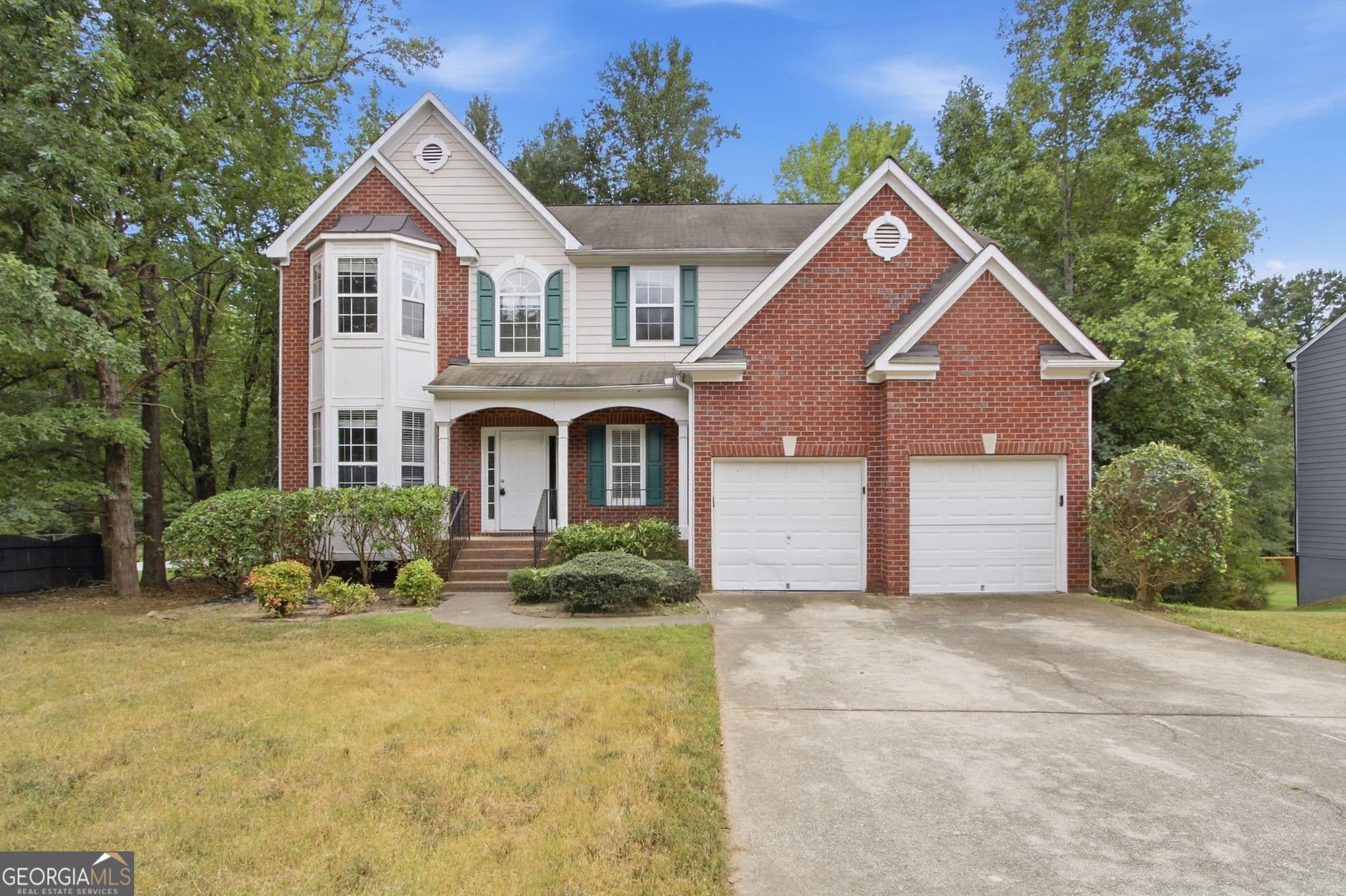 4 bedroom, 3.5 bathroom, 2,822 sq ft single family residence for sale at 2900 Stonecrest Point, Conyers, GA 30094
