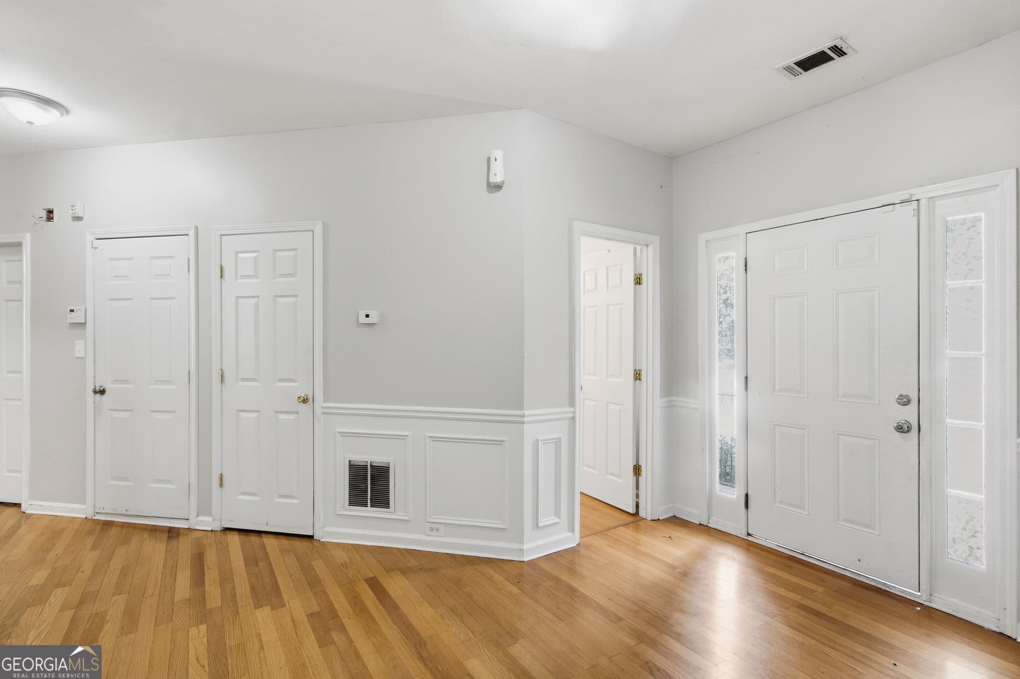 4 bedroom, 3.5 bathroom, 2,822 sq ft single family residence for sale at 2900 Stonecrest Point, Conyers, GA 30094 — photo 9