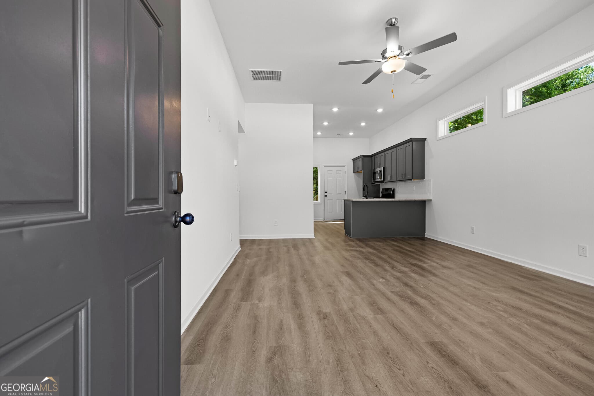 3 bedroom, 2 bathroom, 1,074 sq ft single family residence for sale at 799 Hunnicutt Avenue, Lagrange, GA 30240 — photo 3