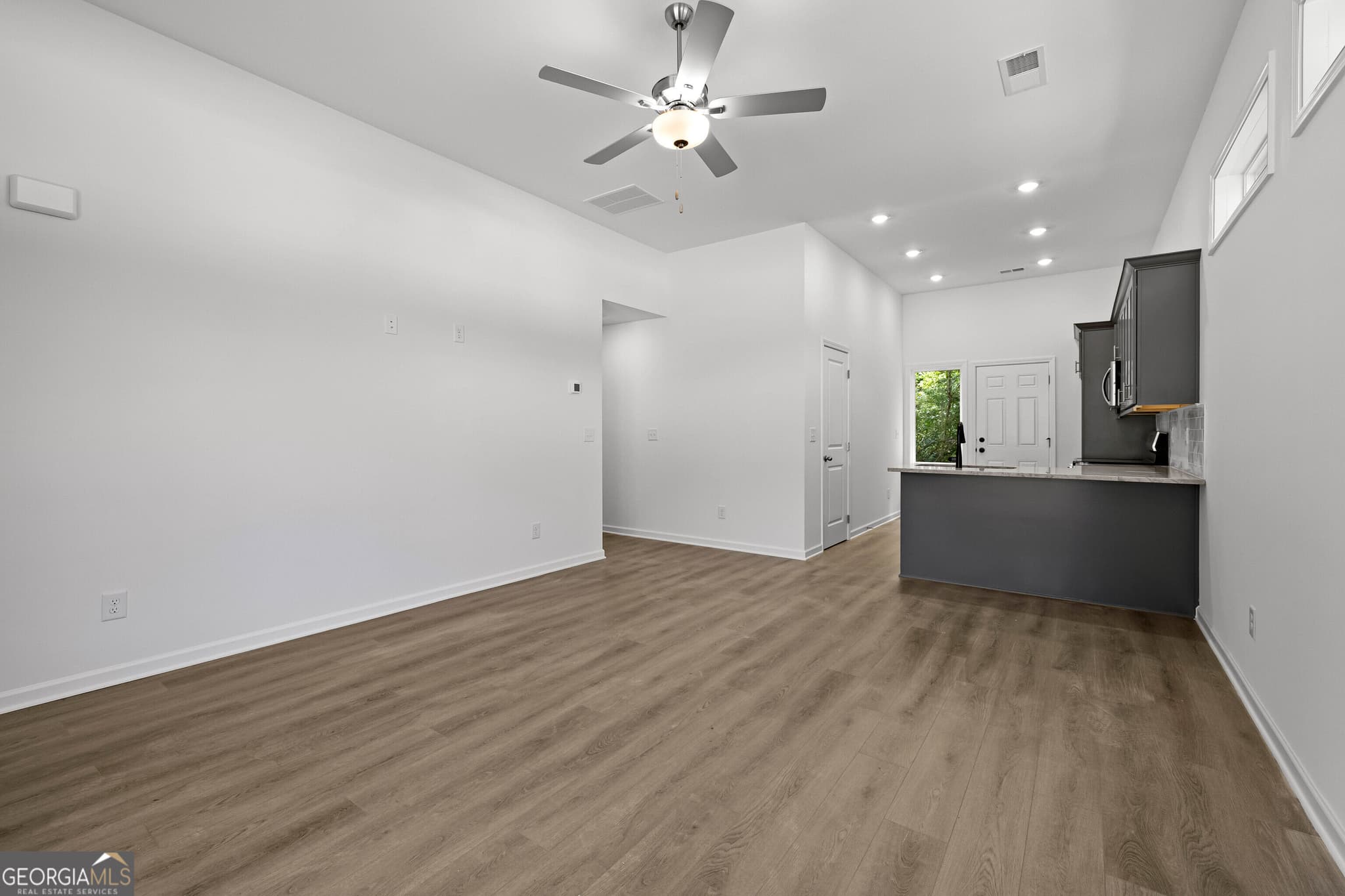 3 bedroom, 2 bathroom, 1,074 sq ft single family residence for sale at 799 Hunnicutt Avenue, Lagrange, GA 30240 — photo 9