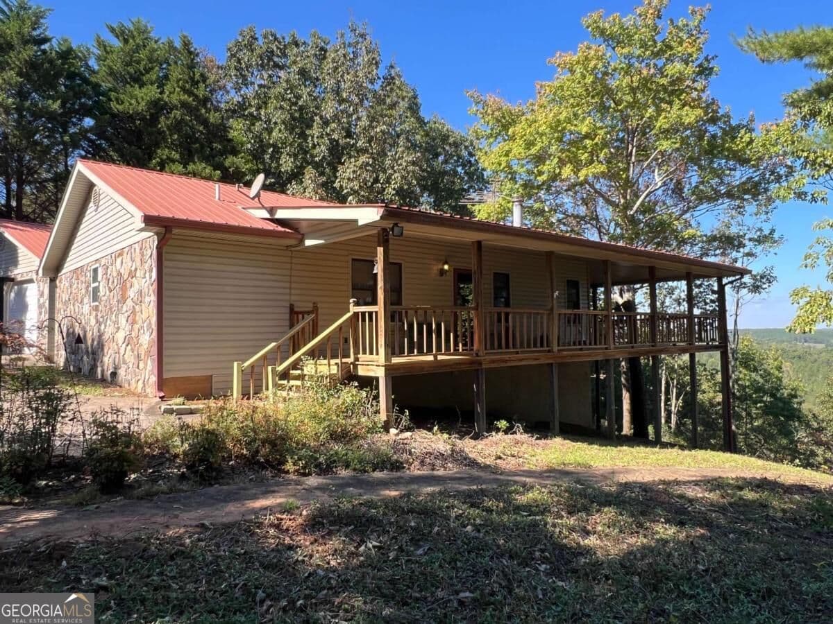 2 bedroom, 2 bathroom, 1,232 sq ft cabin,single family residence for sale at 395 Skylark Way, Jasper, GA 30143 — photo 2