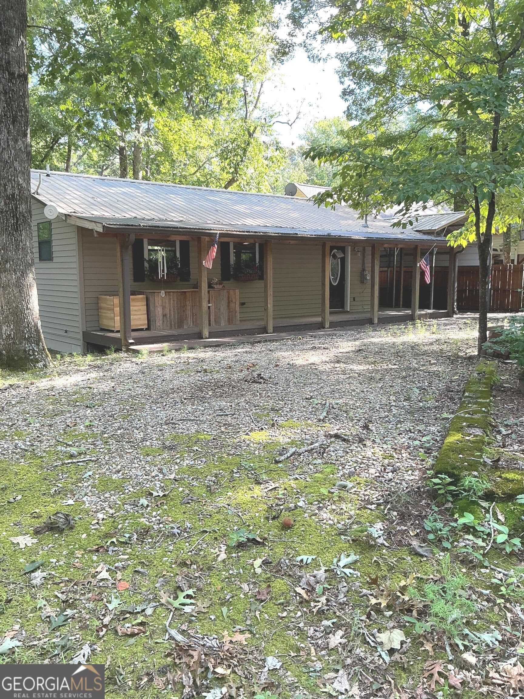 2 bedroom, 1.5 bathroom, 736 sq ft cabin,single family residence for sale at 160 Nob Hill Ridge, Cleveland, GA 30528 — photo 1 of 33