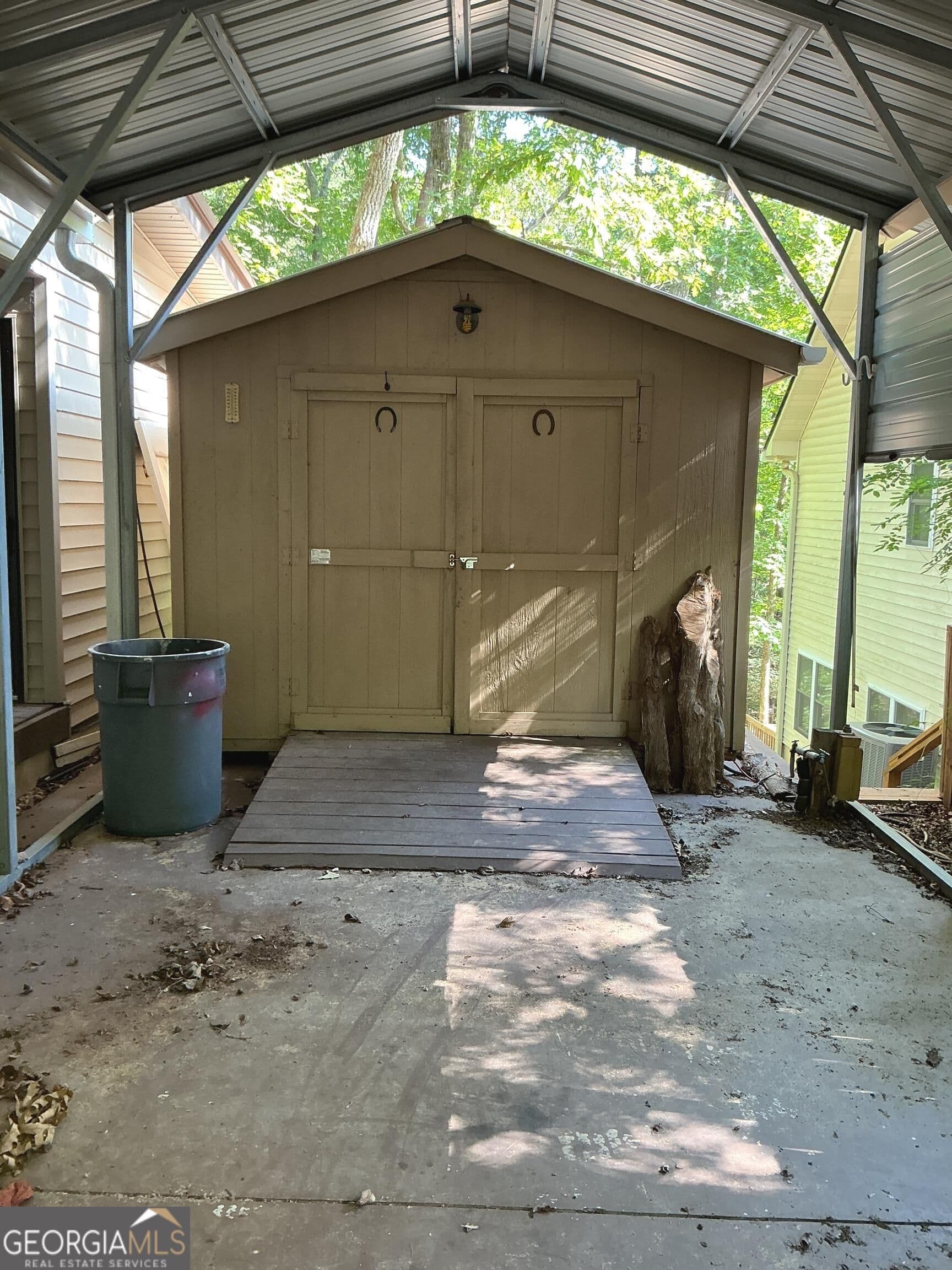2 bedroom, 1.5 bathroom, 736 sq ft cabin,single family residence for sale at 160 Nob Hill Ridge, Cleveland, GA 30528 — photo 5