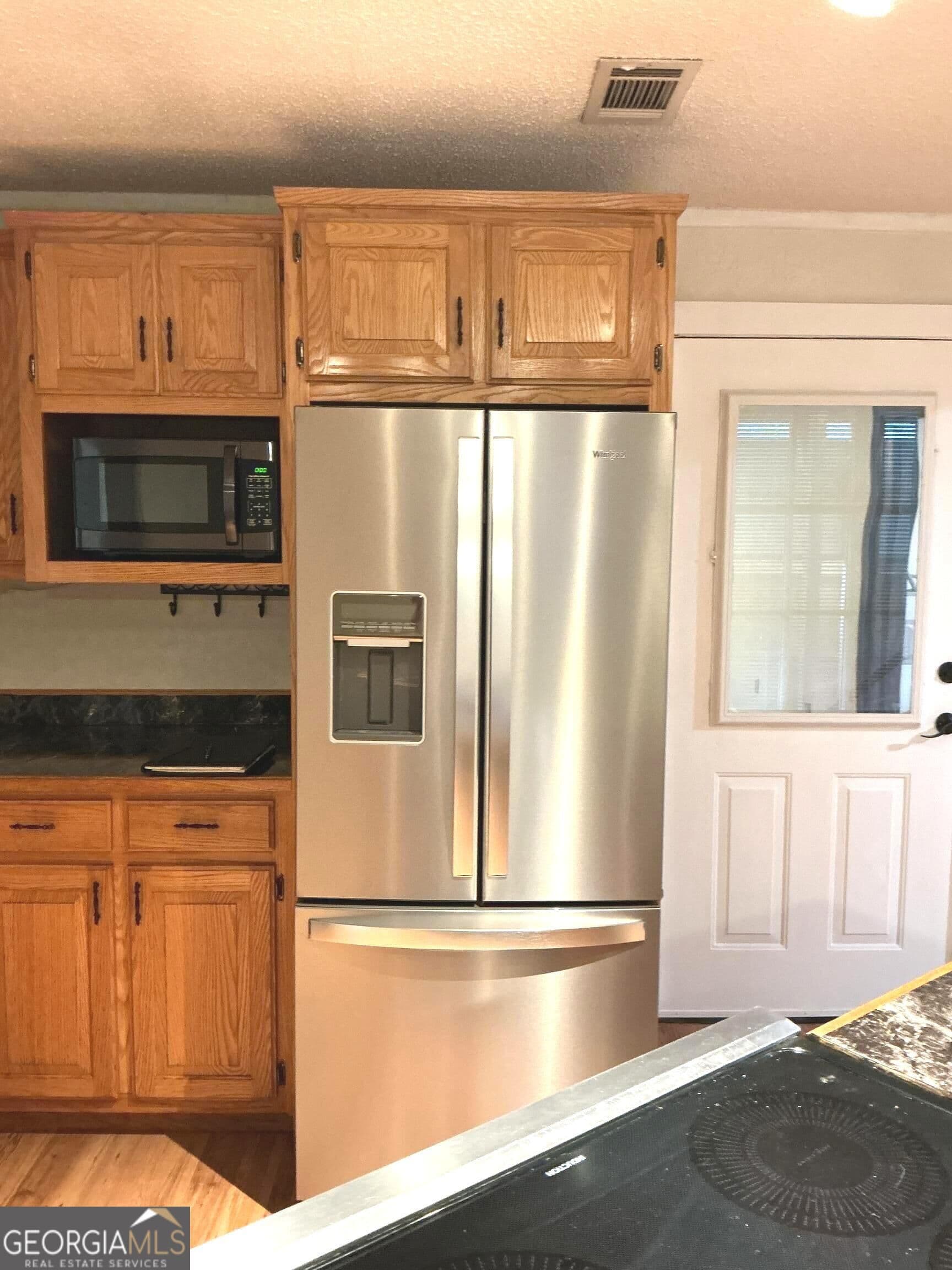 2 bedroom, 1.5 bathroom, 736 sq ft cabin,single family residence for sale at 160 Nob Hill Ridge, Cleveland, GA 30528 — photo 8