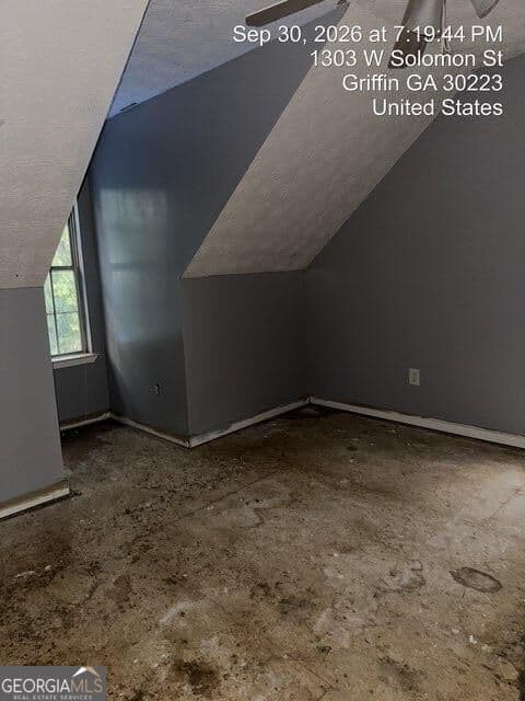 3 bedroom, 3 bathroom, 1,512 sq ft single family residence for sale at 1303 W Solomon Street, Griffin, GA 30223 — photo 6