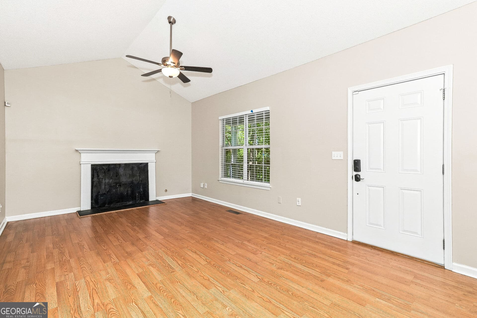3 bedroom, 2 bathroom, 1,766 sq ft single family residence for sale at 366 Settlers Ridge Lane, Hiram, GA 30141 — photo 6