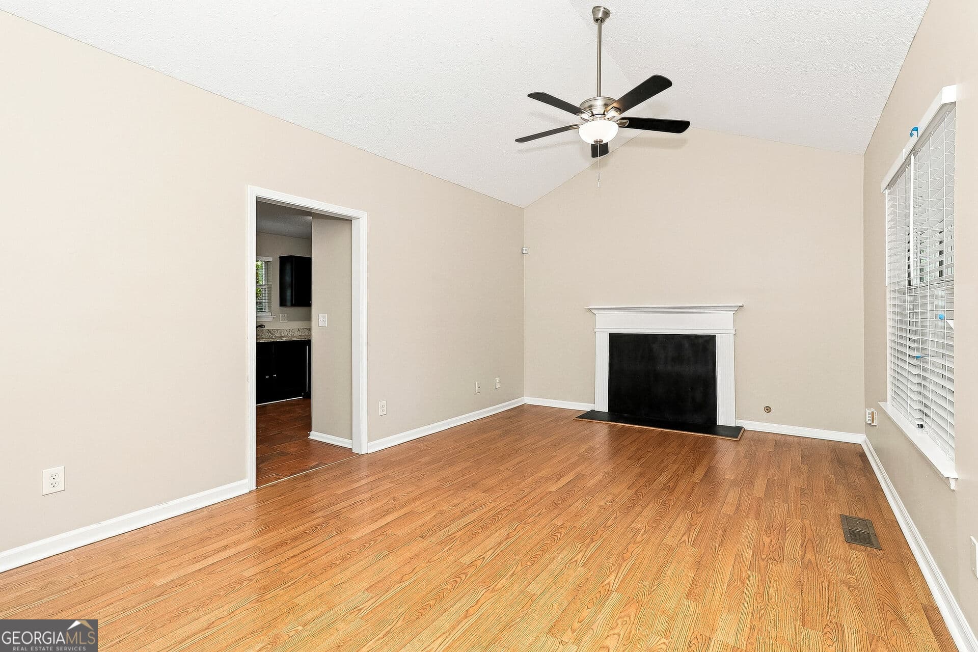 3 bedroom, 2 bathroom, 1,766 sq ft single family residence for sale at 366 Settlers Ridge Lane, Hiram, GA 30141 — photo 7