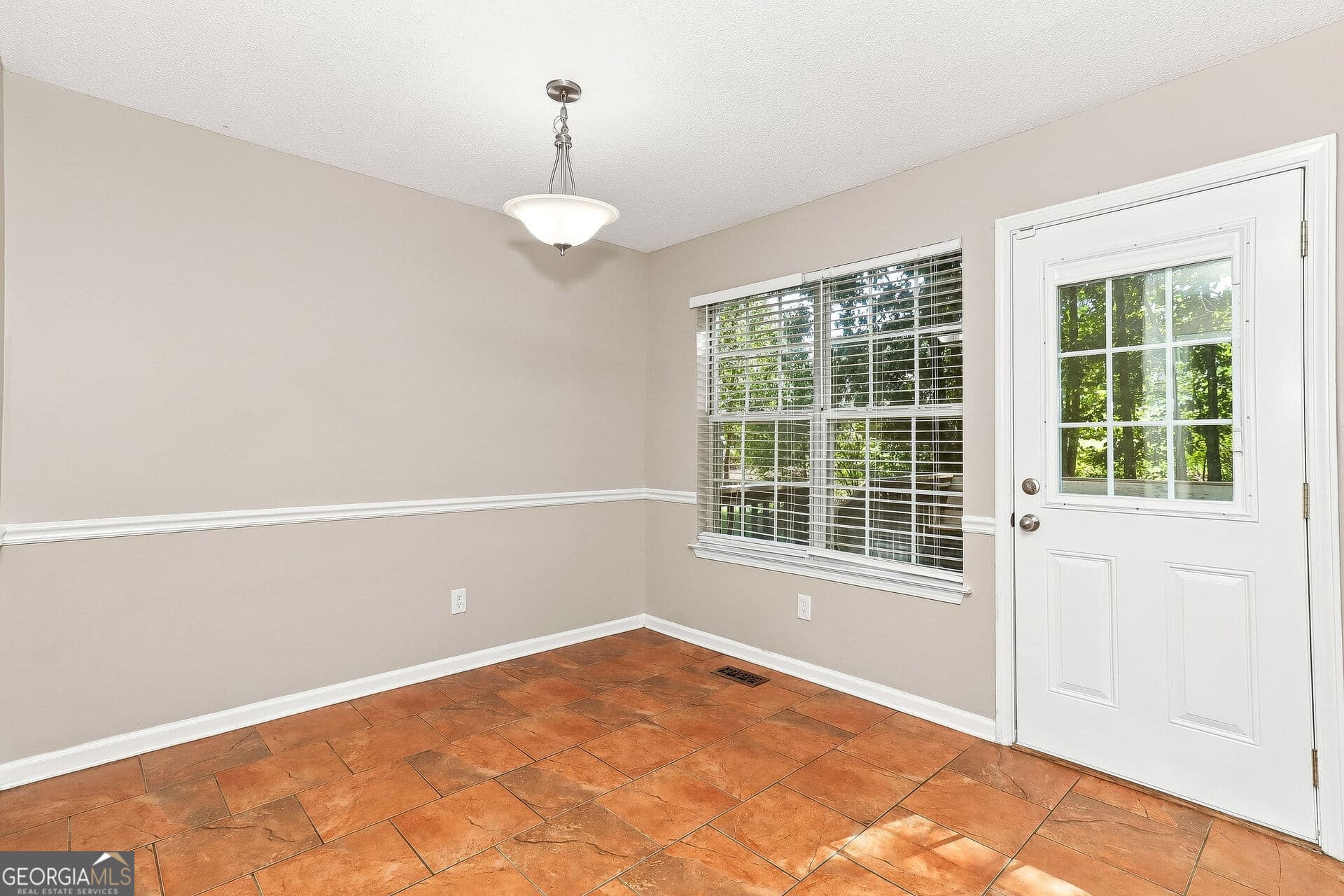 3 bedroom, 2 bathroom, 1,766 sq ft single family residence for sale at 366 Settlers Ridge Lane, Hiram, GA 30141 — photo 8