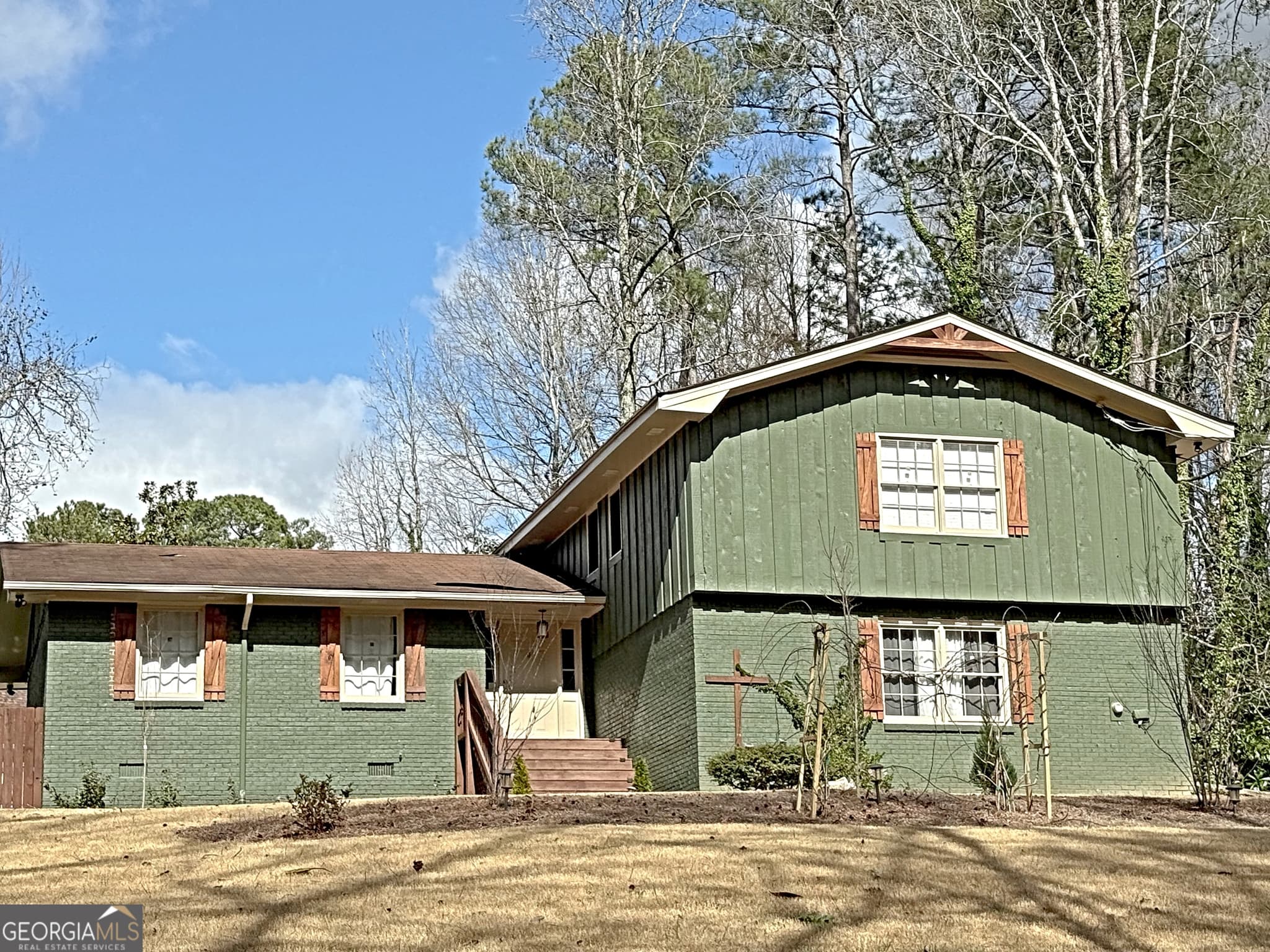 4 bedroom, 2.5 bathroom, 2,274 sq ft single family residence for sale at 1210 Brookside Drive, Conyers, GA 30012 — photo 1 of 26