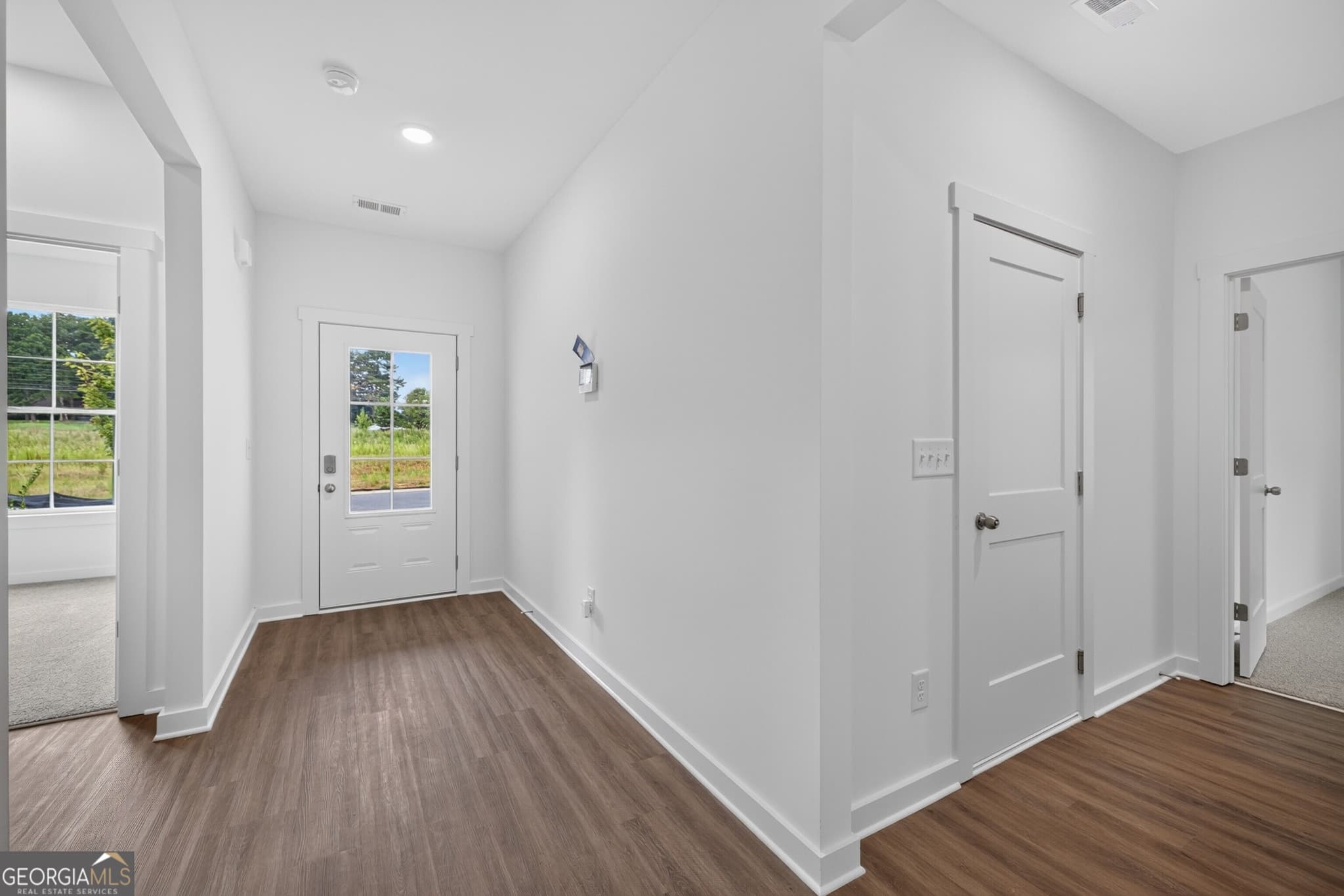 4 bedroom, 2 bathroom, 1,746 sq ft single family residence for sale at 360 Crimson Feather Drive, Jefferson, GA 30549 — photo 7