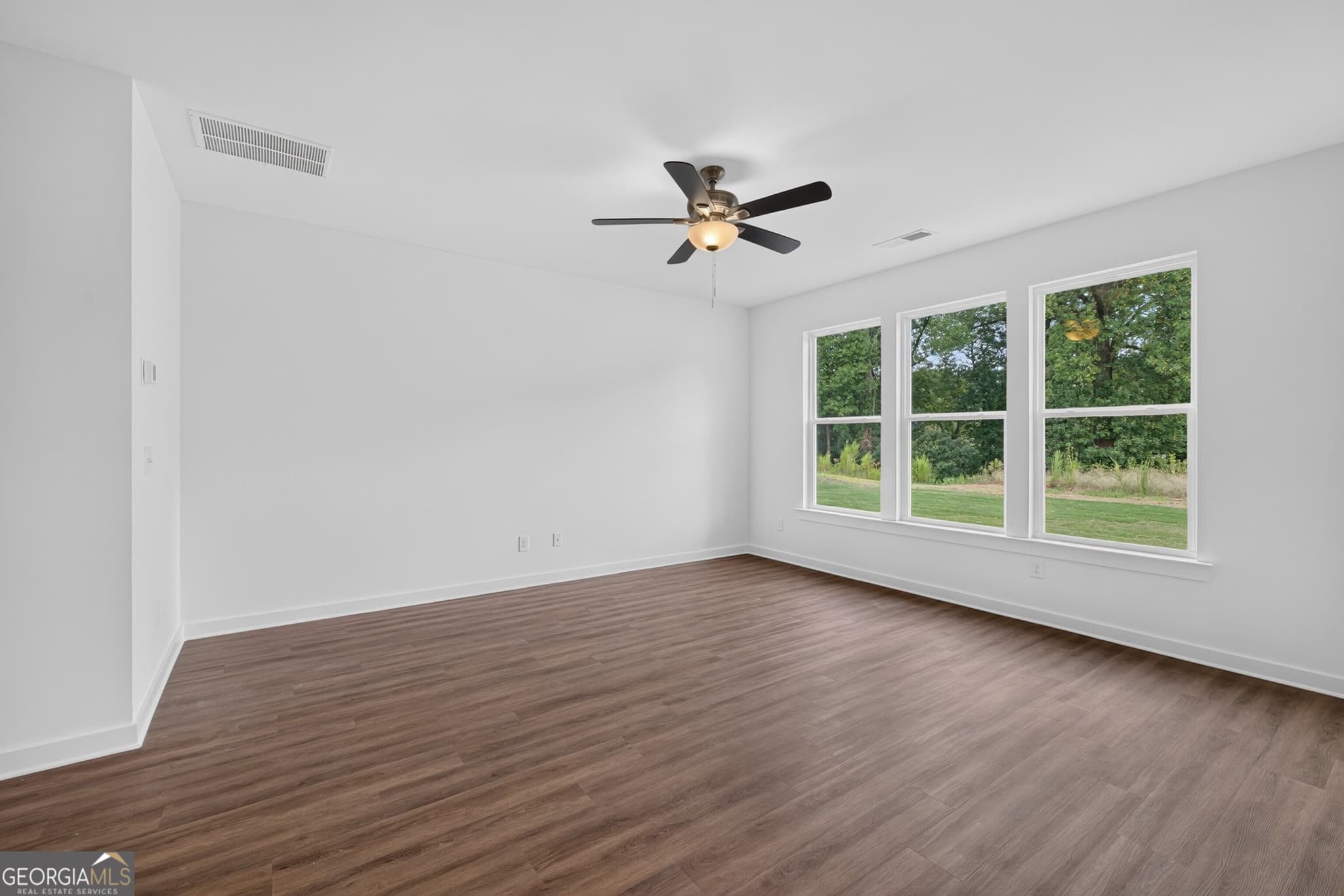 4 bedroom, 2 bathroom, 1,746 sq ft single family residence for sale at 360 Crimson Feather Drive, Jefferson, GA 30549 — photo 10