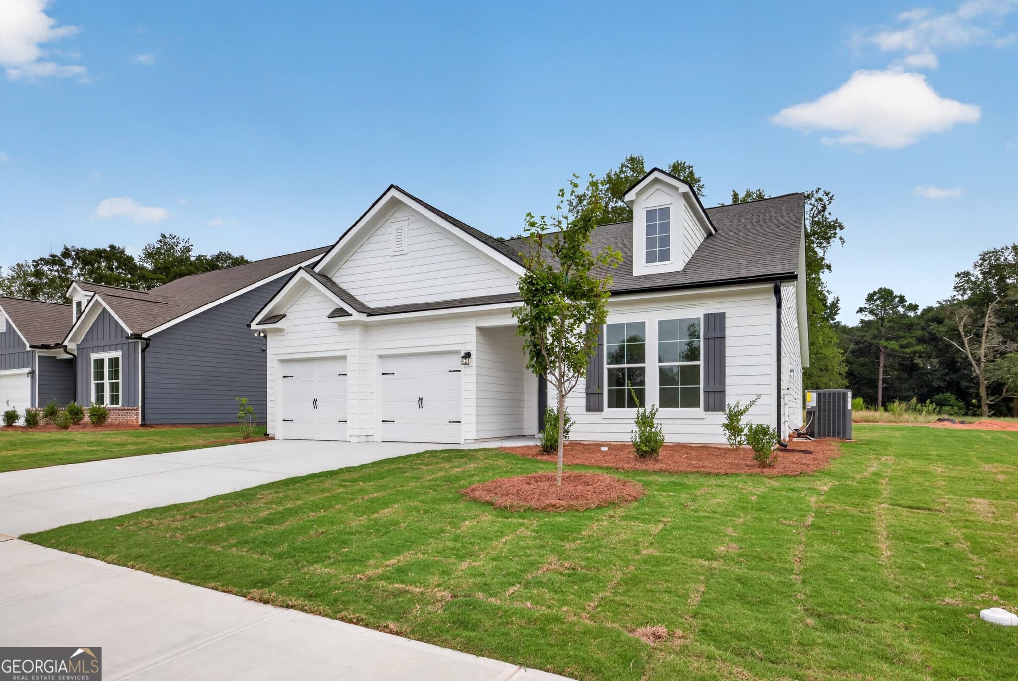 4 bedroom, 2 bathroom, 1,746 sq ft single family residence for sale at 360 Crimson Feather Drive, Jefferson, GA 30549 — photo 4