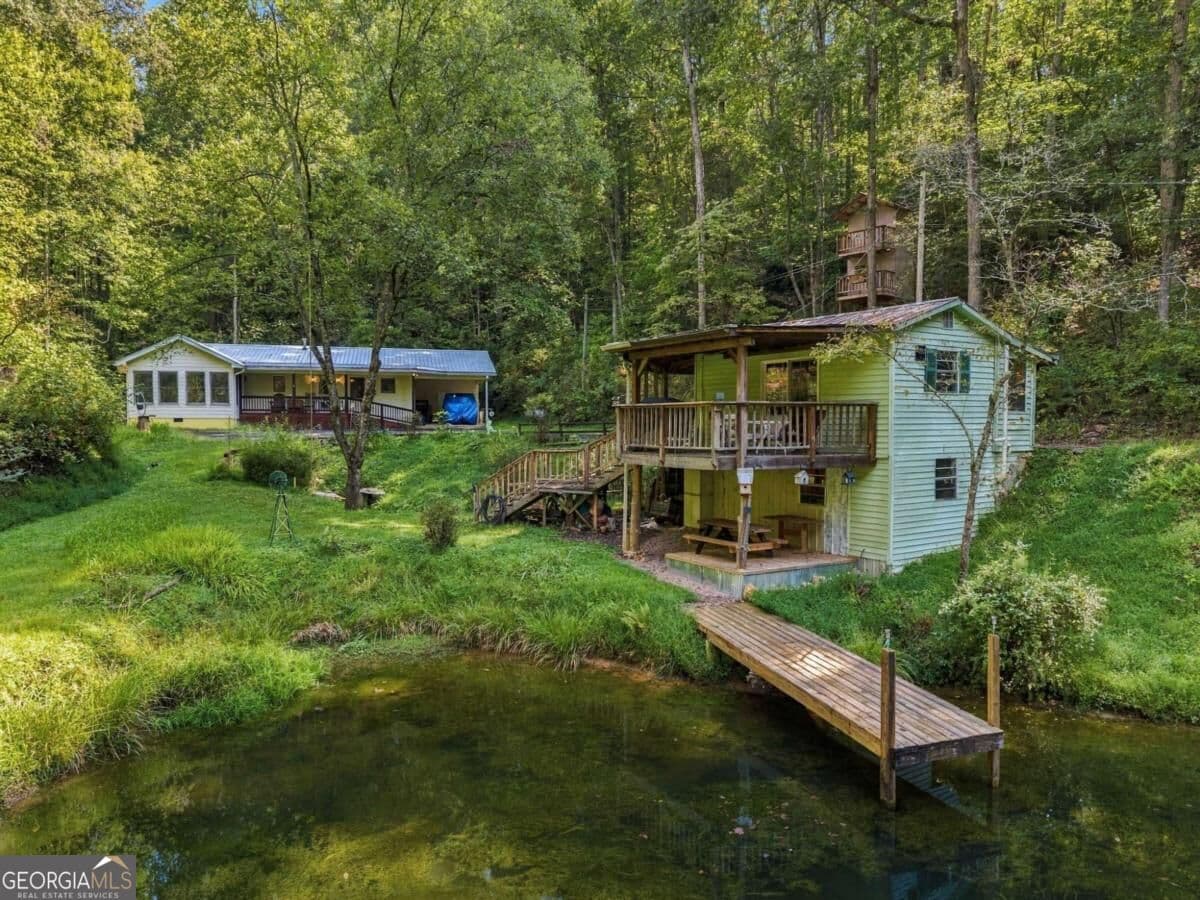 2 bedroom, 2 bathroom, 1,652 sq ft single family residence for sale at 250 Mccollum Road 1R, Ellijay, GA 30540 — photo 2