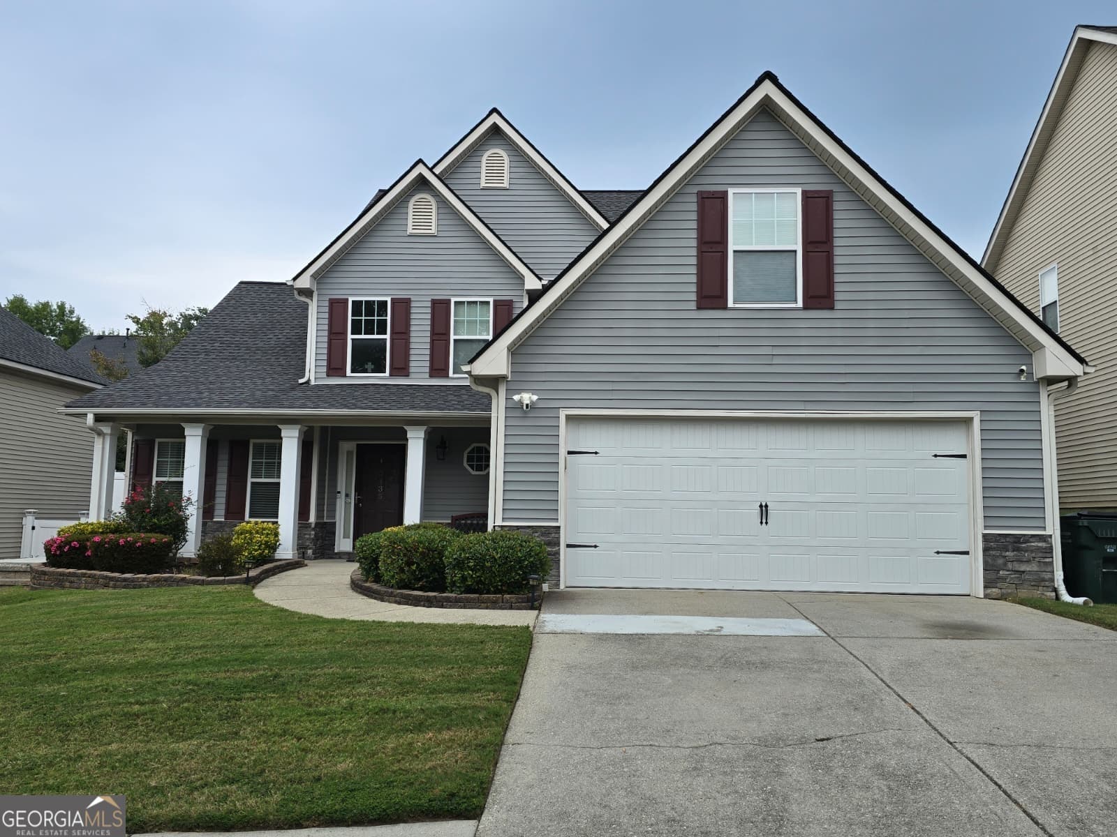 4 bedroom, 2.5 bathroom, 2,328 sq ft single family residence sold at 3435 Grand Manor Trail, Snellville, GA 30039