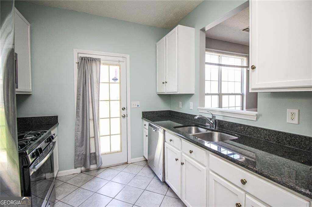 3 bedroom, 2.5 bathroom townhouse for rent at 6476 Portside Way, Flowery Branch, GA 30542 for $1,850 a month — photo 9
