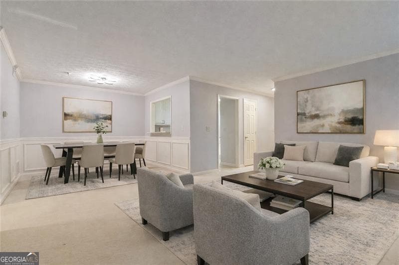 2 bedroom, 1 bathroom, 1,039 sq ft condominium for sale at 103 Riverview Drive, Marietta, GA 30067