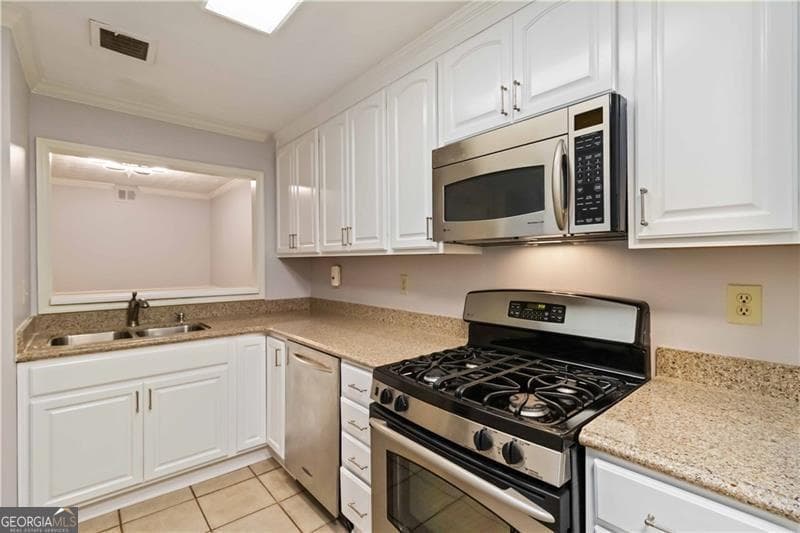 2 bedroom, 1 bathroom, 1,039 sq ft condominium for sale at 103 Riverview Drive, Marietta, GA 30067 — photo 8