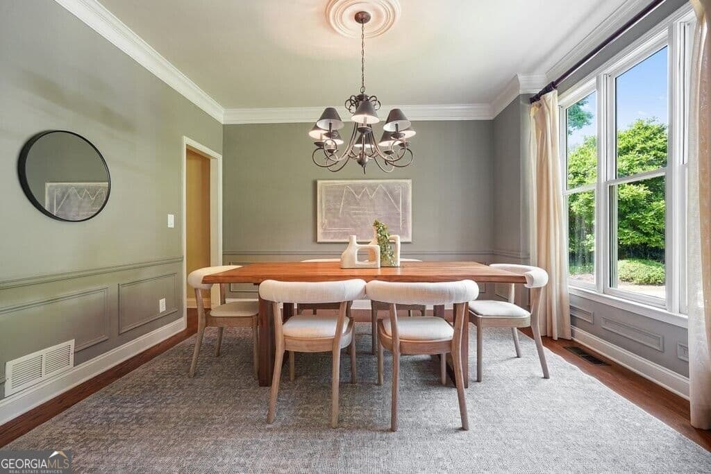 4 bedroom, 2.5 bathroom, 3,345 sq ft single family residence for sale at 12110 Lonsdale Lane, Roswell, GA 30075 — photo 5