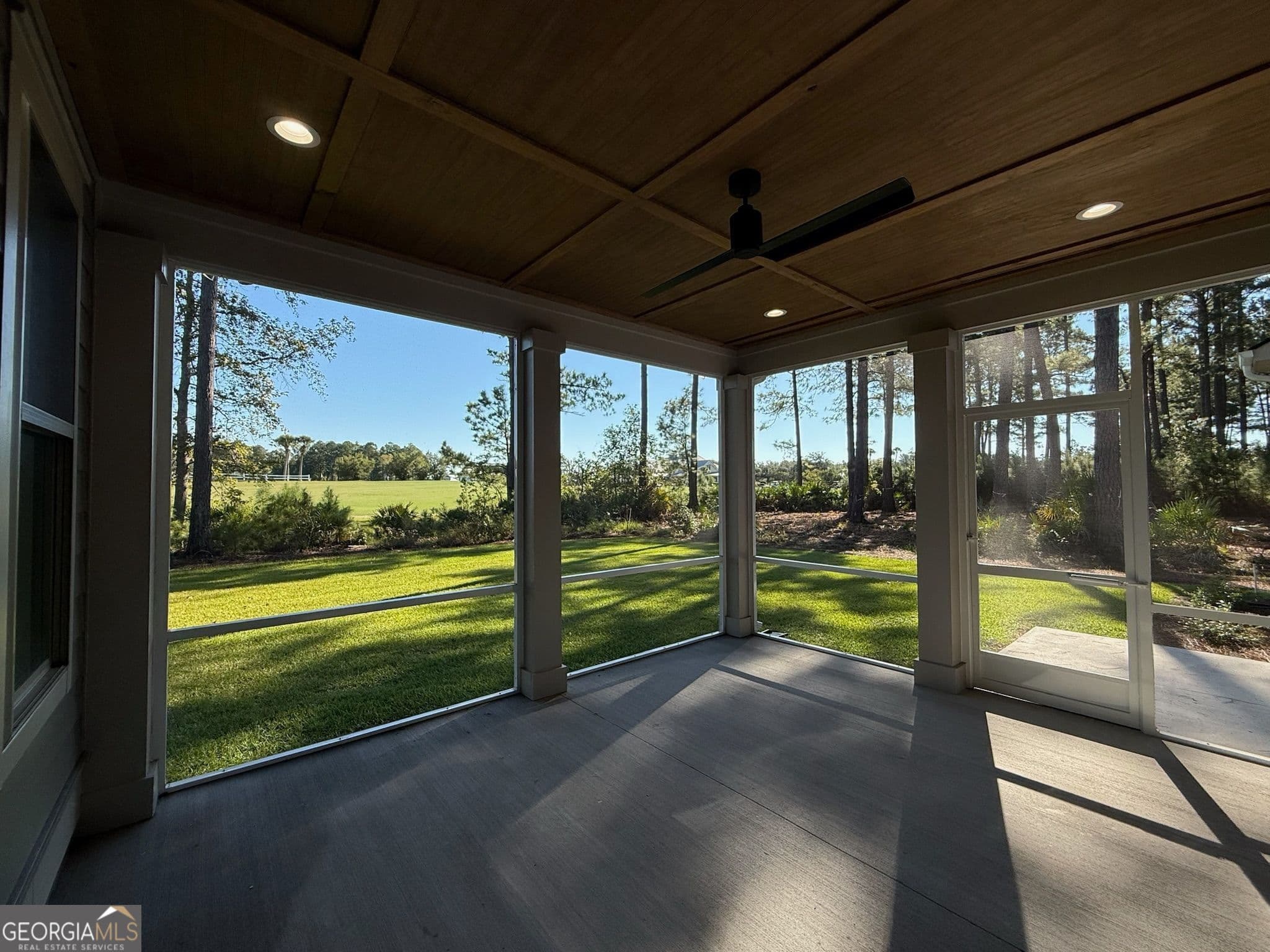 4 bedroom, 3.5 bathroom, 2,896 sq ft single family residence for sale at 105 Lone Pine Court, Waverly, GA 31565 — photo 7