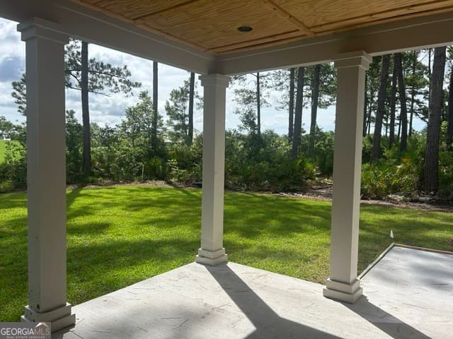 4 bedroom, 3.5 bathroom, 2,896 sq ft single family residence for sale at 105 Lone Pine Court, Waverly, GA 31565 — photo 4