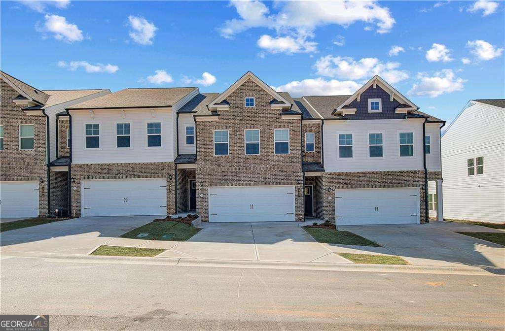 3 bedroom, 2.5 bathroom, 1,849 sq ft townhouse sold at 867 Eagle Avenue, Riverdale, GA 30296