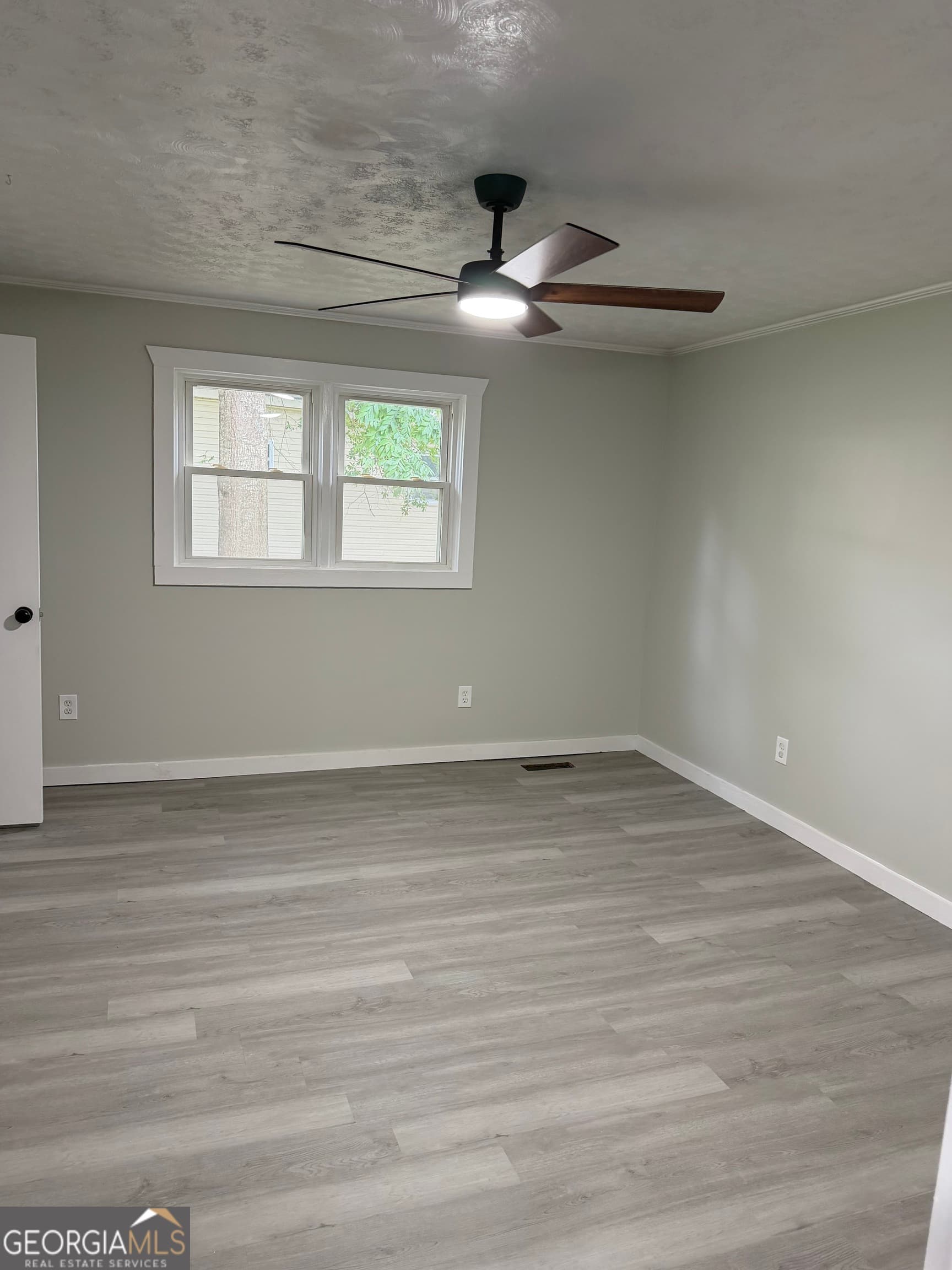 3 bedroom, 1 bathroom, 1,309 sq ft single family residence for sale at 3303 21st Avenue, Valley, AL 36854 — photo 8