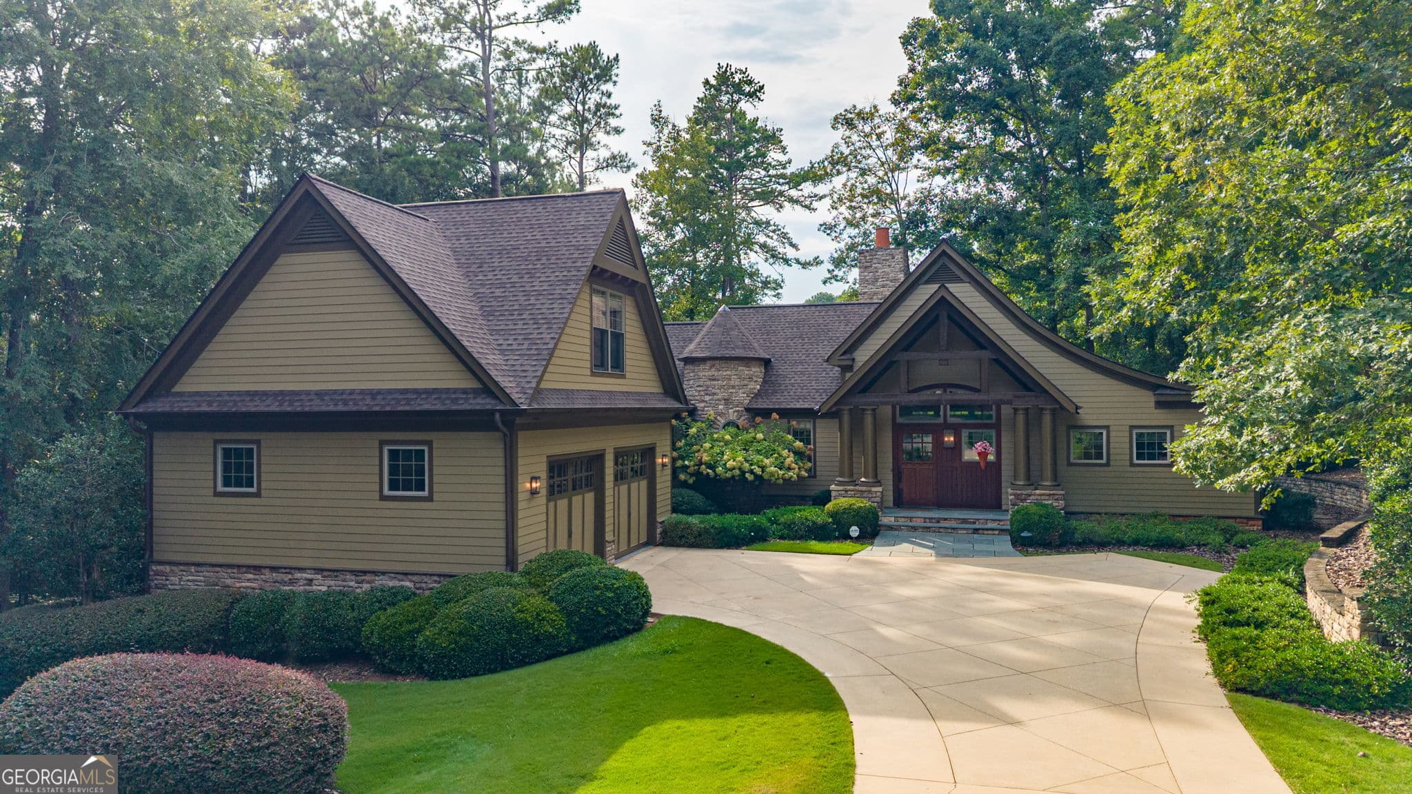3 bedroom, 3.5 bathroom, 2,931 sq ft single family residence for sale at 1061-1071 Scull Shoals Drive, Greensboro, GA 30642 — photo 3
