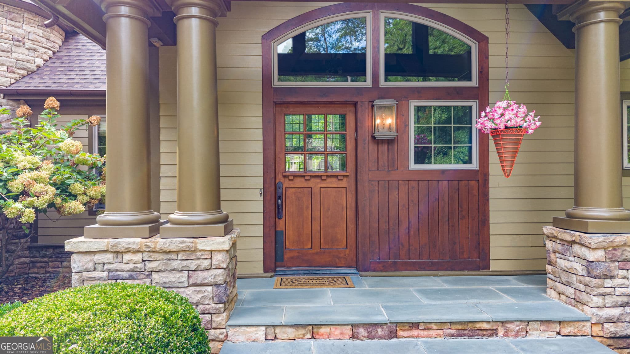 3 bedroom, 3.5 bathroom, 2,931 sq ft single family residence for sale at 1061-1071 Scull Shoals Drive, Greensboro, GA 30642 — photo 8