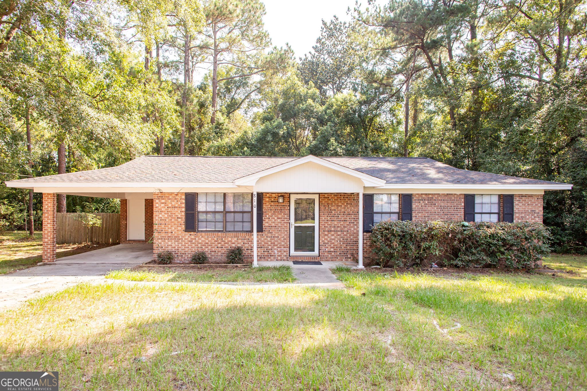 3 bedroom, 2 bathroom, 1,176 sq ft single family residence sold at 810 Jackson Street, Blackshear, GA 31516
