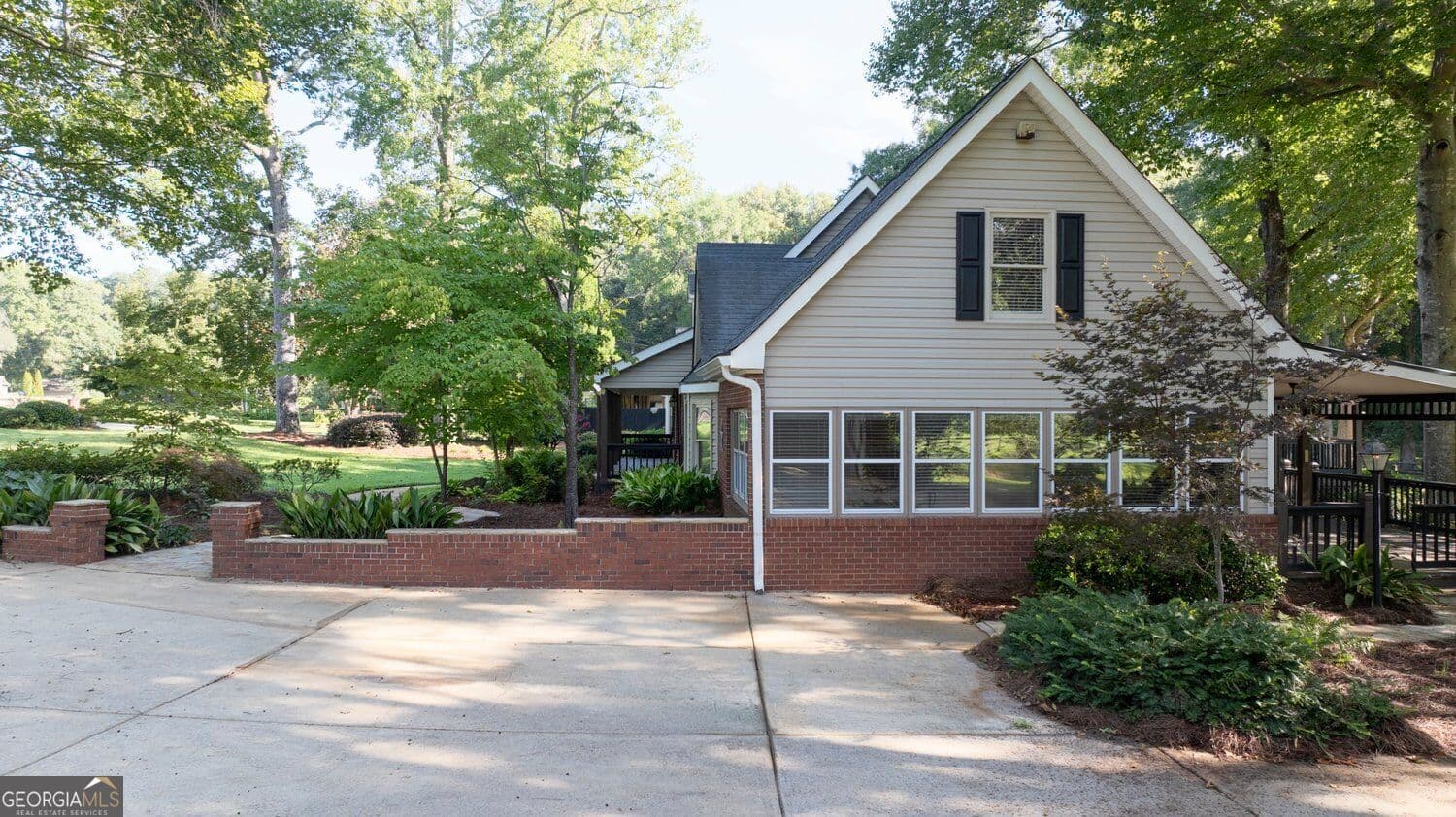 4 bedroom, 3.5 bathroom, 4,347 sq ft single family residence for sale at 2695 Old Villa Rica Road, Powder Springs, GA 30127 — photo 4