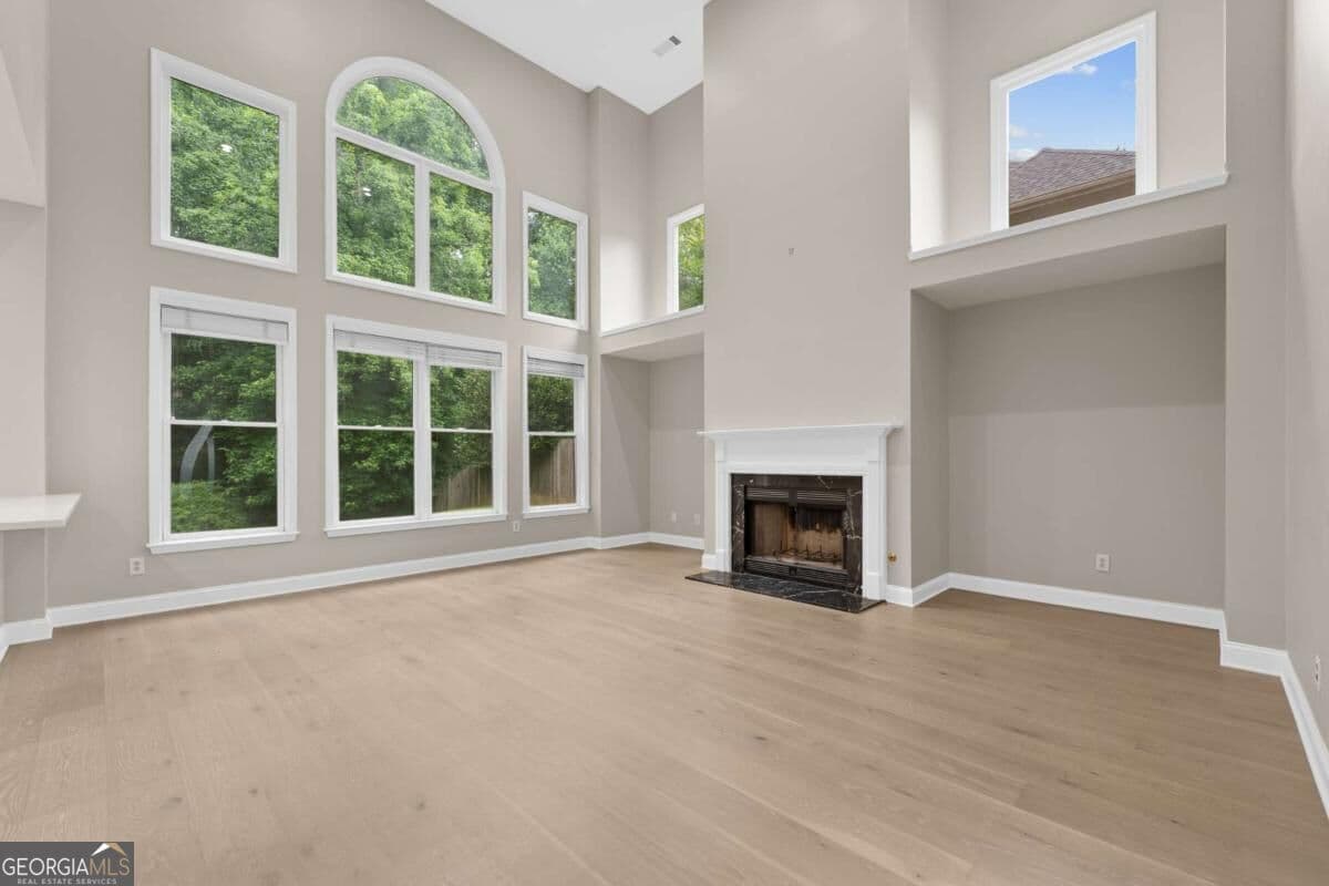 4 bedroom, 2.5 bathroom, 3,063 sq ft single family residence for sale at 1651 Nestle Creek Court, Marietta, GA 30062 — photo 2