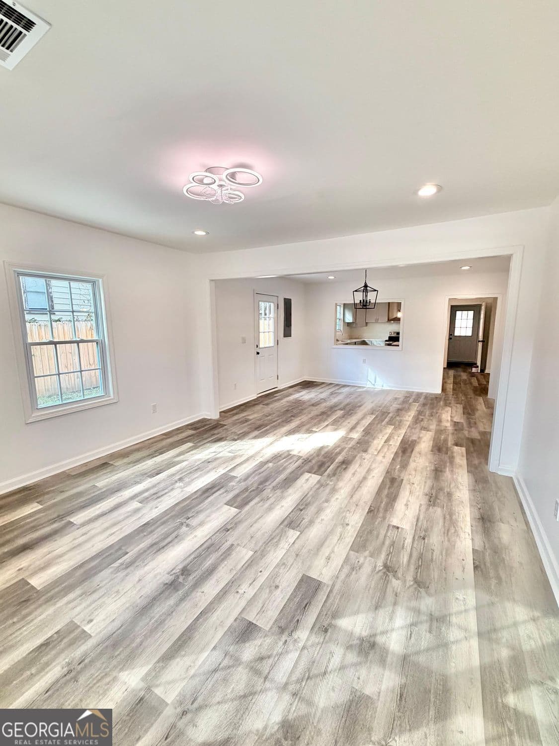 3 bedroom, 2 bathroom, 1,360 sq ft single family residence for sale at 1021 53rd Street, Columbus, GA 31904 — photo 7